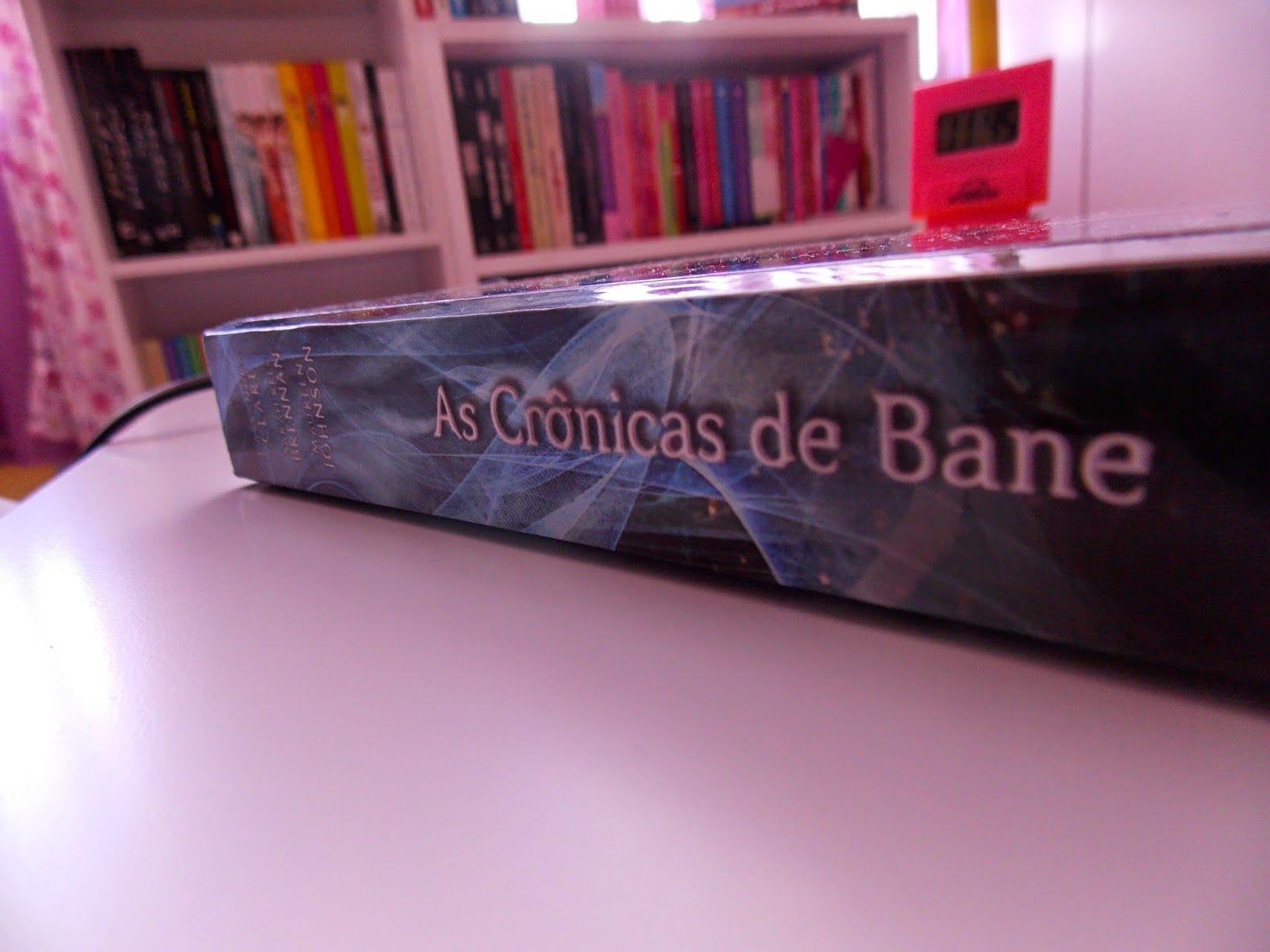 Livro – A Rainha Fugitiva – A Crônicas de Bane Vol. 2 – Cassandra Clare