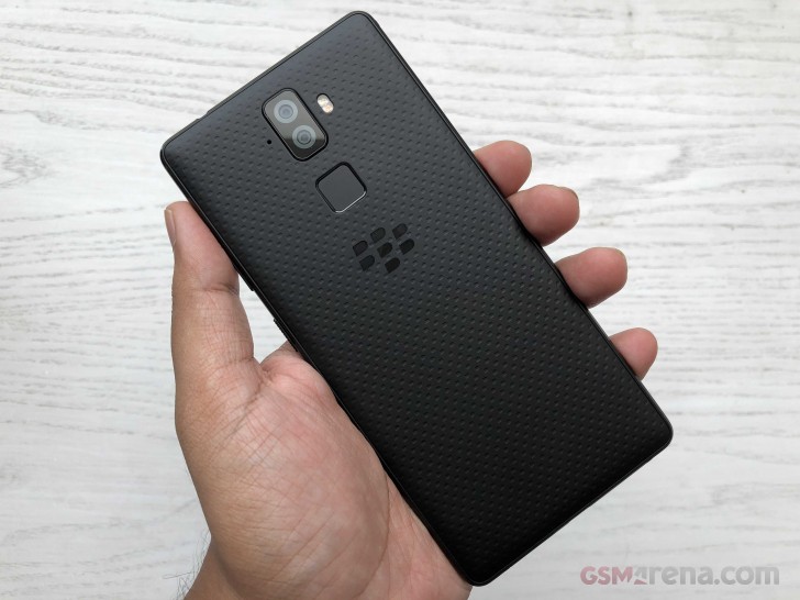 BlackBerry Evolve e BlackBerry Evolve X 