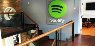 Nova função do Spotify permite adicionar podcasts a listas de reprodução Nova função do Spotify permite adicionar podcasts a listas de reprodução