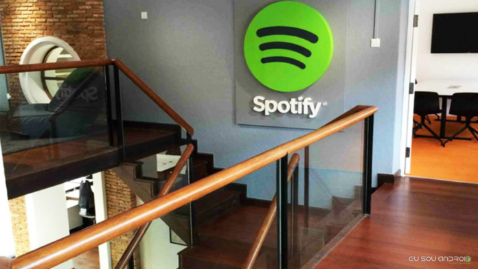 Nova função do Spotify permite adicionar podcasts a listas de reprodução