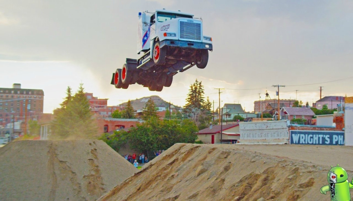 Stunt Truck Jumping
